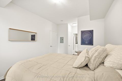 Photo 22 at 711 - 628 Fleet Street, Niagara, Toronto