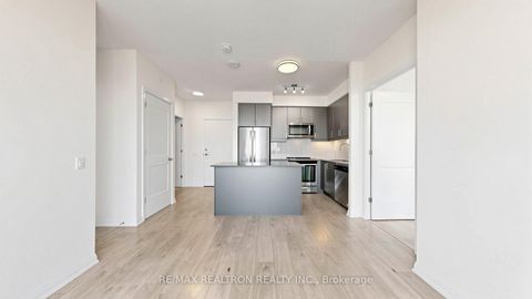 Photo 13 at 1914 - 7895 Jane Street, Concord, Vaughan