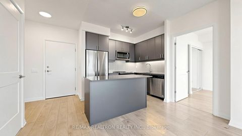 Photo 15 at 1914 - 7895 Jane Street, Concord, Vaughan