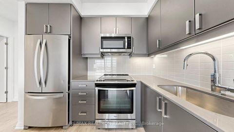 Photo 17 at 1914 - 7895 Jane Street, Concord, Vaughan