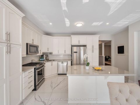 Photo 9 at 16 Craigvale Street, Patterson, Vaughan