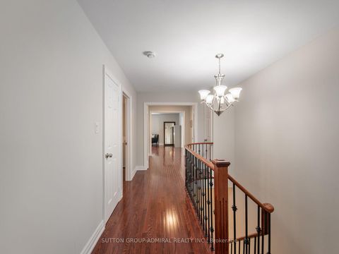 Photo 18 at 16 Craigvale Street, Patterson, Vaughan