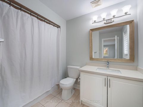 Photo 32 at 16 Craigvale Street, Patterson, Vaughan