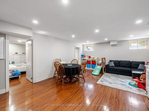Photo 37 at 16 Craigvale Street, Patterson, Vaughan