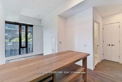 Photo 3 at 423 - 505 Richmond Street W, Bellwoods, Toronto