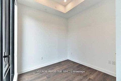 Photo 13 at 423 - 505 Richmond Street W, Bellwoods, Toronto