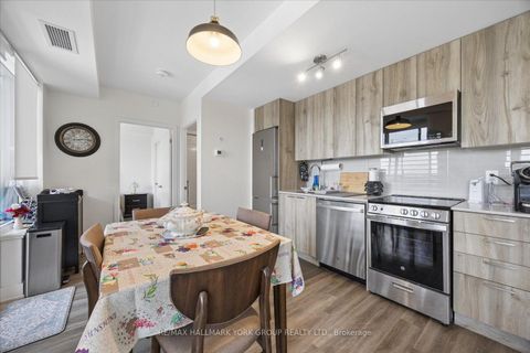 Photo 11 at 420 - 185 Deerfield Road, Central Newmarket, Newmarket