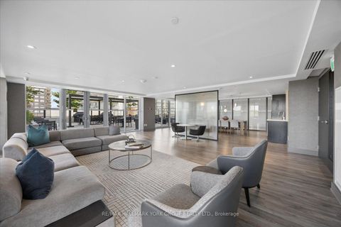 Photo 22 at 420 - 185 Deerfield Road, Central Newmarket, Newmarket