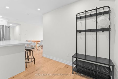 Photo 24 at 502 - 99 Cameron Street, Chinatown, Toronto