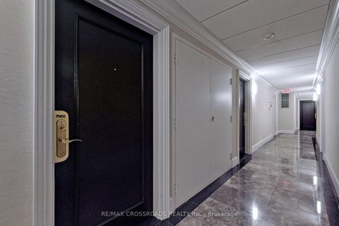 Photo 11 at Ph02 - 1001 Bay Street, Bay Street Corridor, Toronto