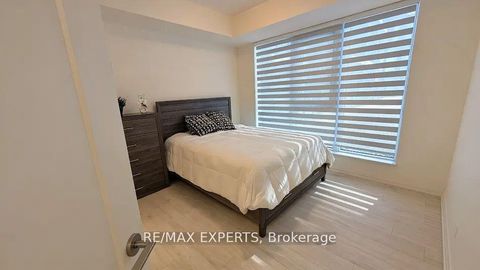 Photo 4 at 221 - 9000 Jane Street, Concord, Vaughan