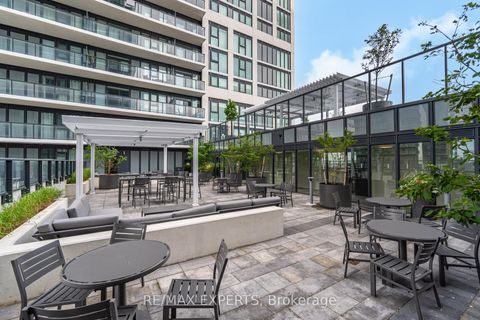 Photo 22 at 221 - 9000 Jane Street, Concord, Vaughan