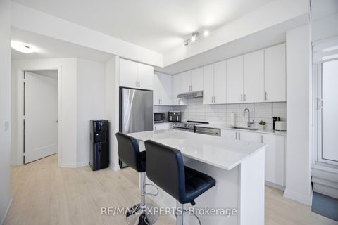 Photo 45 at 221 - 9000 Jane Street, Concord, Vaughan