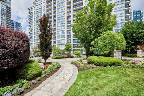 Photo 1 at 307 - 60 Disera Drive, Beverley Glen, Vaughan