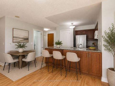 Photo 5 at 307 - 60 Disera Drive, Beverley Glen, Vaughan