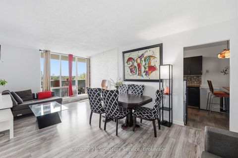 Photo 7 at 610 - 1250 Bridletowne Circle, L'Amoreaux, Toronto