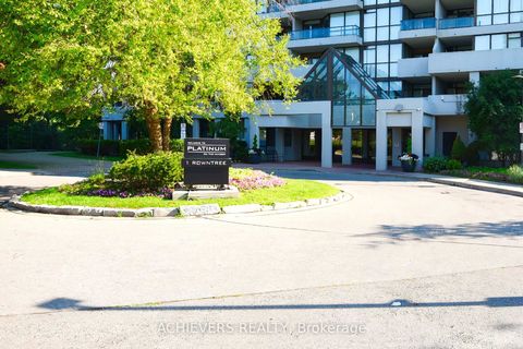 Photo 2 at 914 - 1 Rowntree Road, Jamestown, Toronto