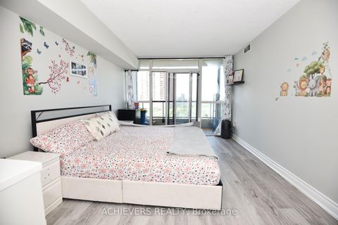 Photo 18 at 914 - 1 Rowntree Road, Jamestown, Toronto