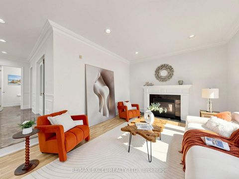 Photo 13 at 16 Frybrook Crescent, Bayview Hill, Richmond Hill