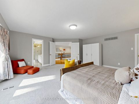 Photo 31 at 16 Frybrook Crescent, Bayview Hill, Richmond Hill