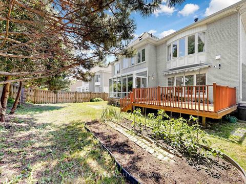 Photo 49 at 16 Frybrook Crescent, Bayview Hill, Richmond Hill
