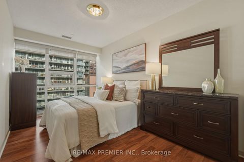Photo 19 at 704 - 393 King Street W Street, Waterfront Communities C1, Toronto