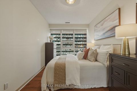 Photo 20 at 704 - 393 King Street W Street, Waterfront Communities C1, Toronto