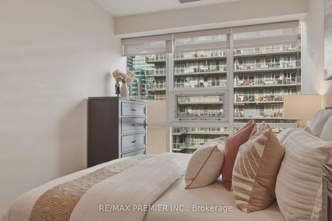 Photo 21 at 704 - 393 King Street W Street, Waterfront Communities C1, Toronto