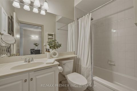 Photo 24 at 704 - 393 King Street W Street, Waterfront Communities C1, Toronto