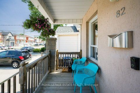 Photo 2 at 82 August Avenue, Oakridge, Toronto