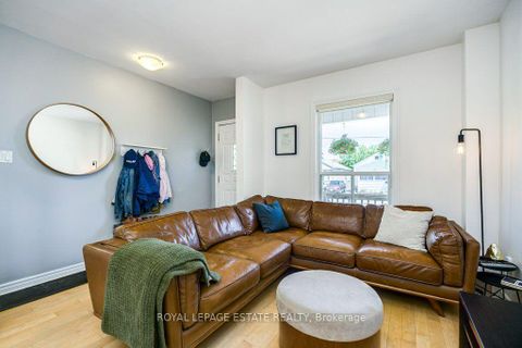 Photo 3 at 82 August Avenue, Oakridge, Toronto