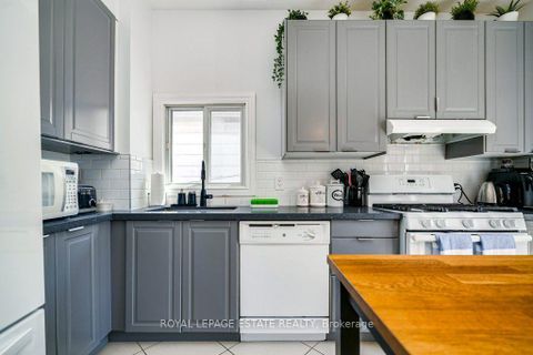 Photo 11 at 82 August Avenue, Oakridge, Toronto