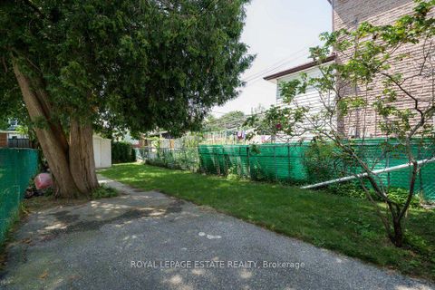 Photo 35 at 82 August Avenue, Oakridge, Toronto