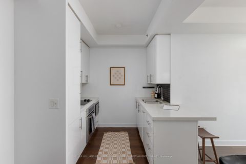 Photo 14 at 610 - 156 Portland Street, Waterfront Communities C1, Toronto