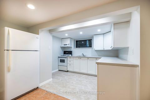 Photo 18 at 103 Aylesworth Avenue, Cliffside, Toronto