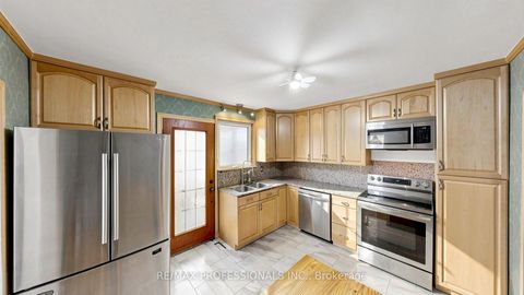 Photo 8 at 32 Sellmar Road, Richview, Toronto