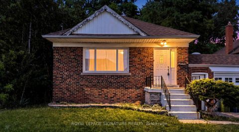 Photo 1 at 14 Valdane Drive, Birchmount, Toronto