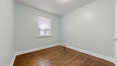 Photo 17 at 14 Valdane Drive, Birchmount, Toronto