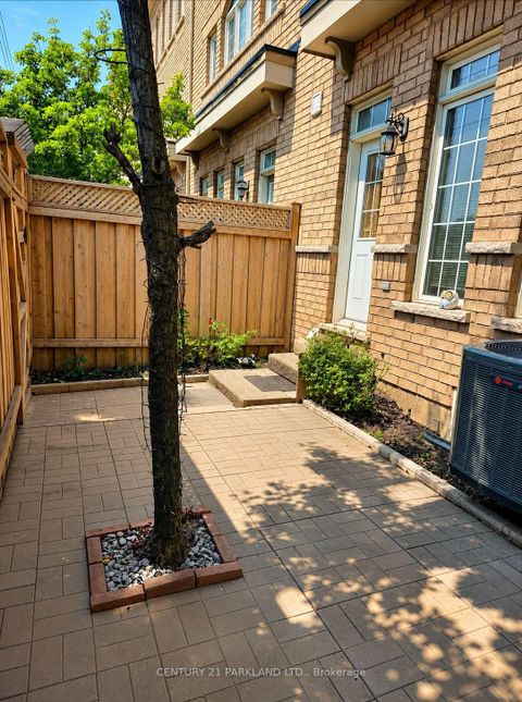 Photo 7 at 52 Ignatius Lane, West Hill, Toronto