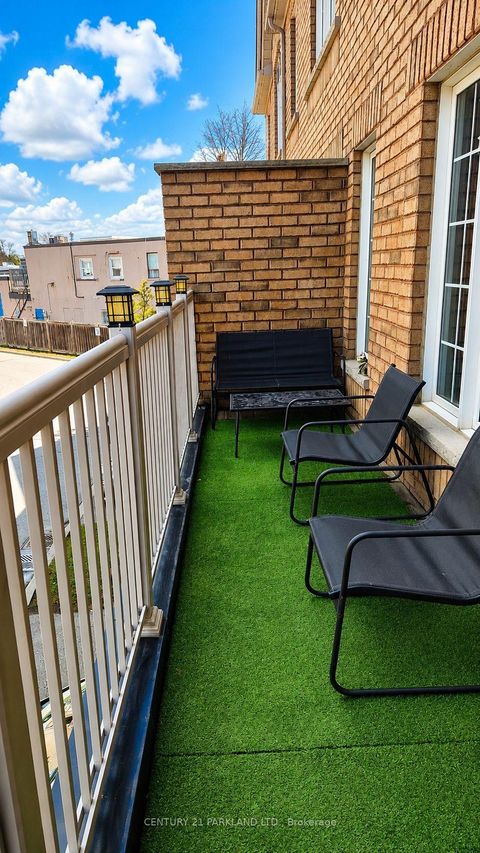 Photo 8 at 52 Ignatius Lane, West Hill, Toronto