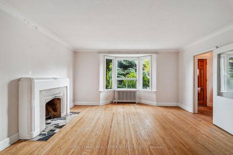 Photo 4 at 326 Lawrence Avenue W, Nortown, Toronto