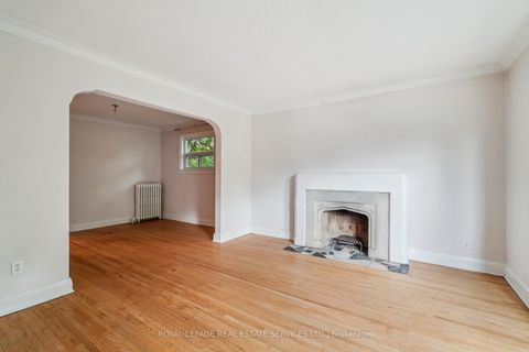 Photo 7 at 326 Lawrence Avenue W, Nortown, Toronto
