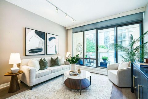 Photo 1 at 210 - 18 Yorkville Avenue, Annex, Toronto
