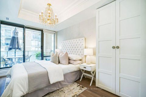 Photo 8 at 210 - 18 Yorkville Avenue, Annex, Toronto