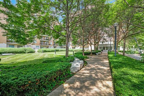 Photo 26 at 106 - 650 Lawrence Avenue W, Lawrence, Toronto