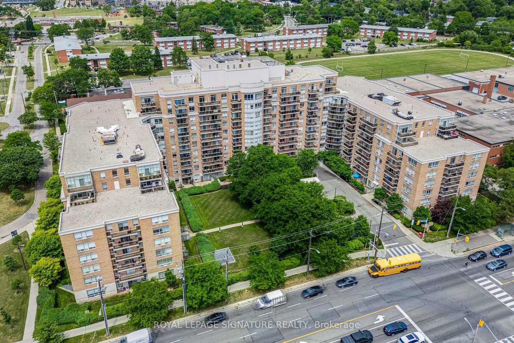 106 - 650 Lawrence Avenue W, Lawrence, Toronto photo number 2