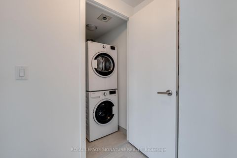 Photo 16 at 3204 - 47 Mutual Street, Yonge Corridor, Toronto