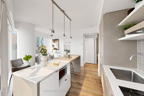 Photo 15 at 3702 - 88 Harbour Street, Waterfront Communities C1, Toronto