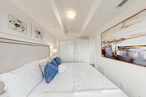 Photo 23 at 3702 - 88 Harbour Street, Waterfront Communities C1, Toronto