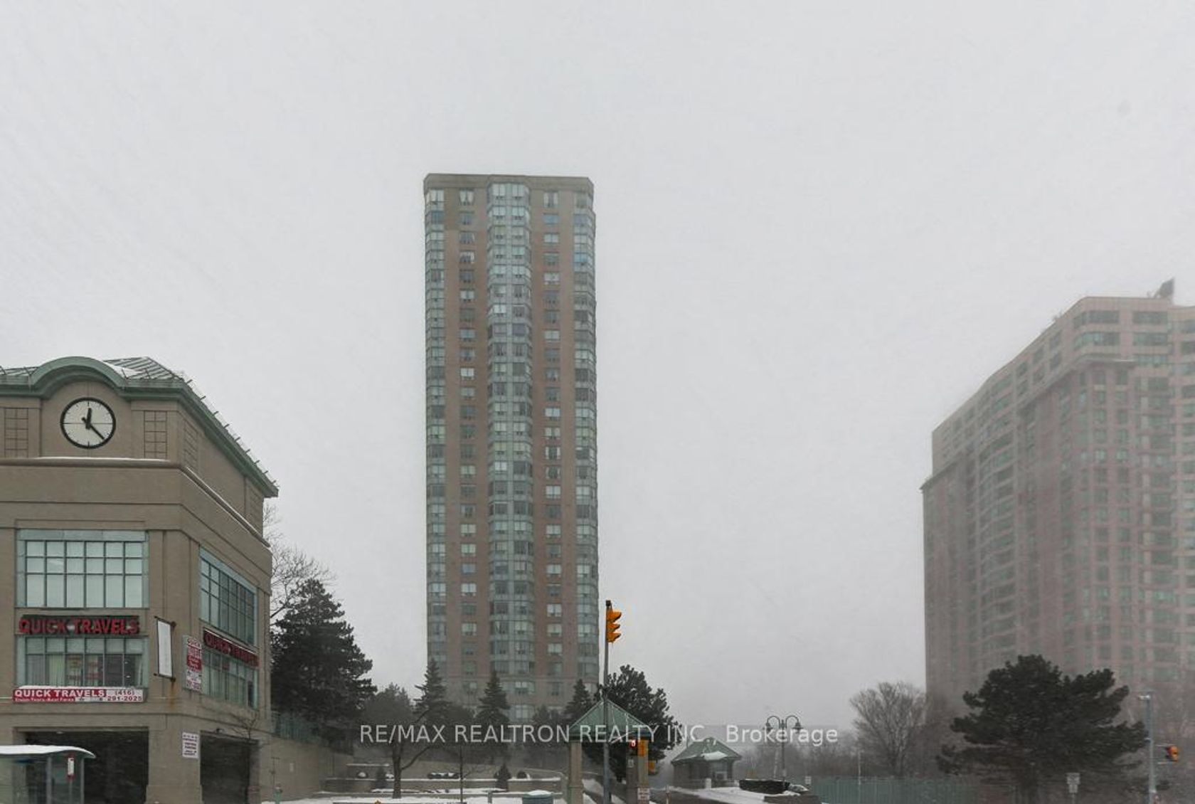 526 - 68 Corporate Drive, Woburn, Toronto photo number 2